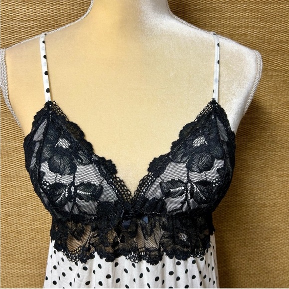 Victoria’s Secret Babydoll Nightie Medium Off-White & Black Polka Dot Lace Trim - Picture 2 of 12